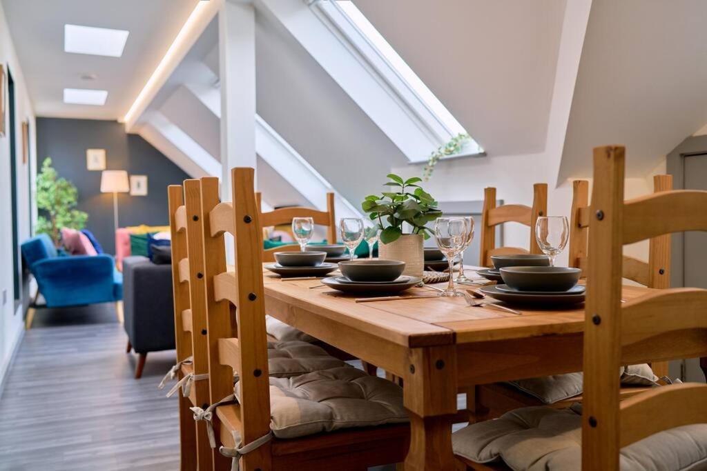 York City Central Apartment And Coffee Shop ภายนอก รูปภาพ