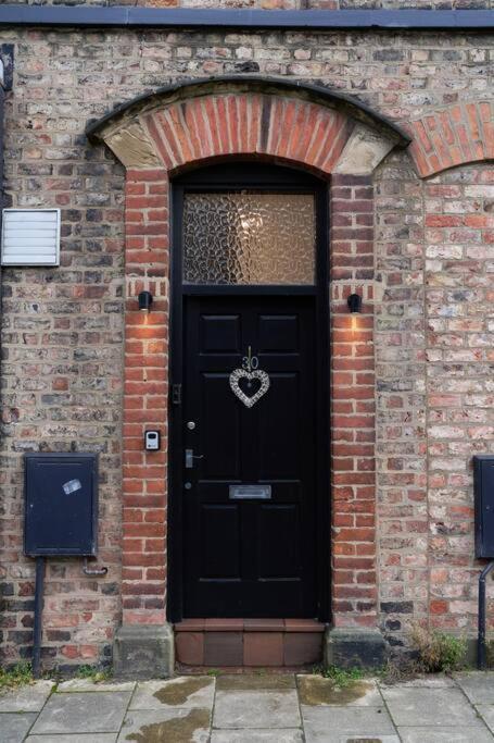 York City Central Apartment And Coffee Shop ภายนอก รูปภาพ
