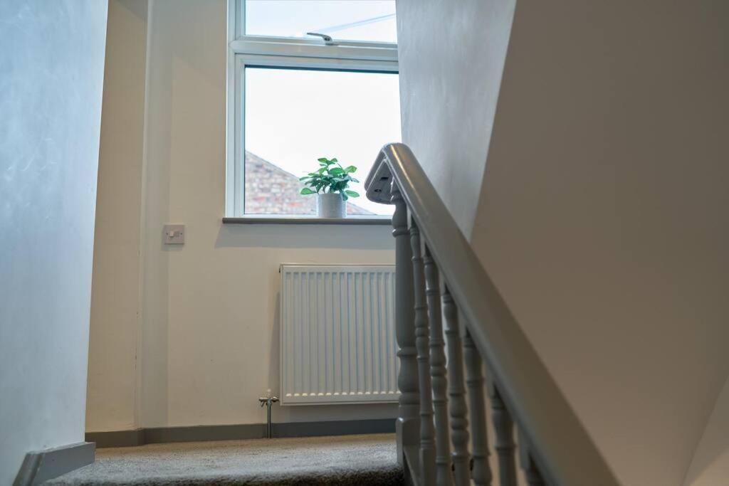 York City Central Apartment And Coffee Shop ภายนอก รูปภาพ