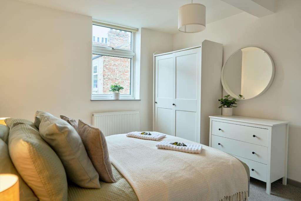 York City Central Apartment And Coffee Shop ภายนอก รูปภาพ