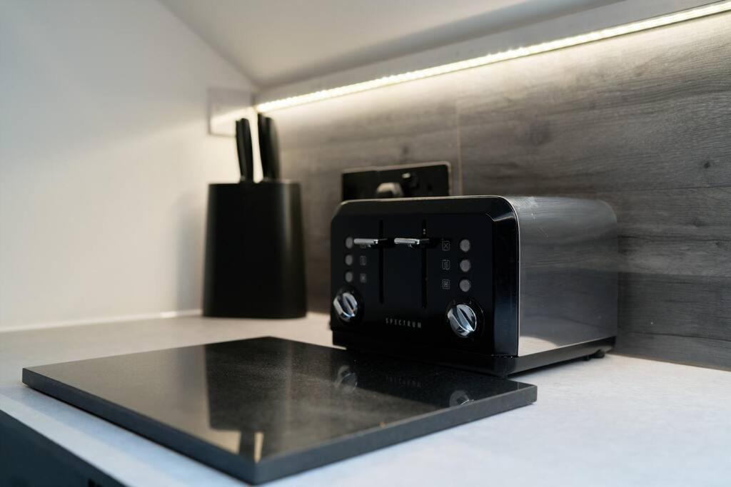 York City Central Apartment And Coffee Shop ภายนอก รูปภาพ