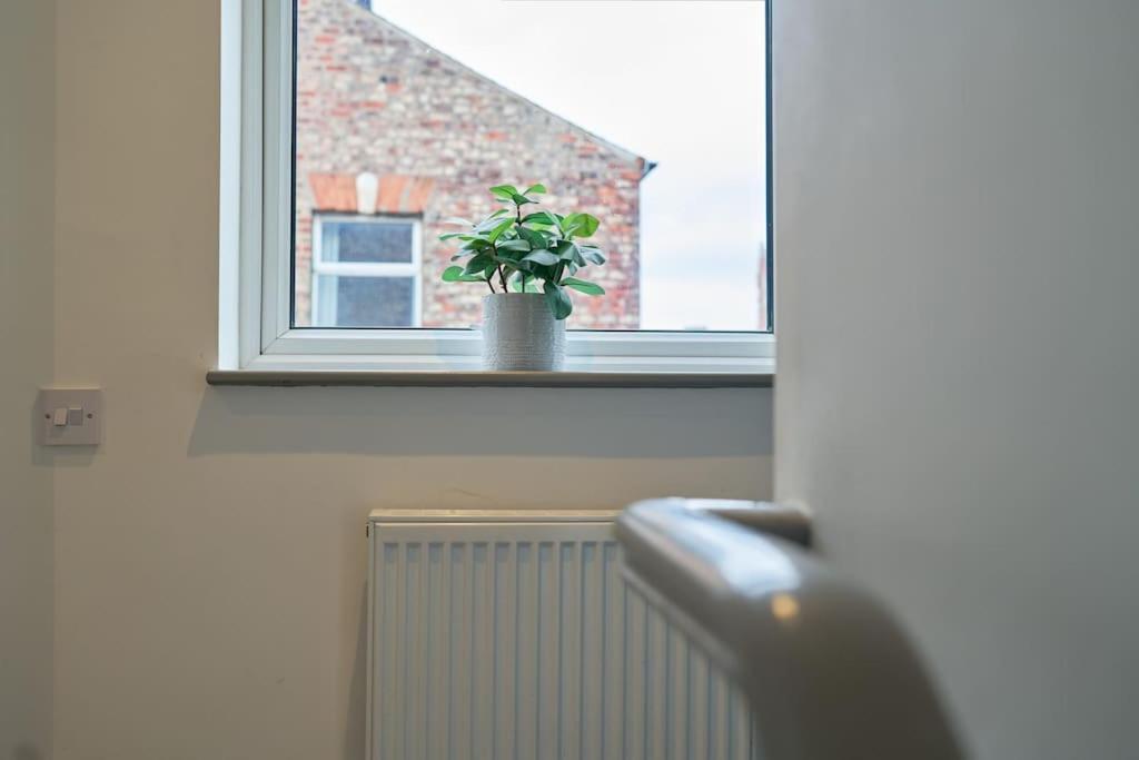 York City Central Apartment And Coffee Shop ภายนอก รูปภาพ
